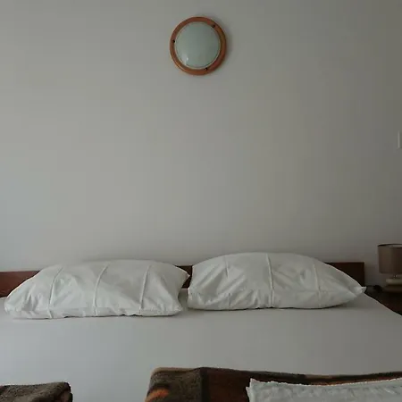 Kursar Apartmán Srima
