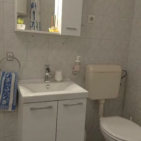 Kursar Apartmán Srima